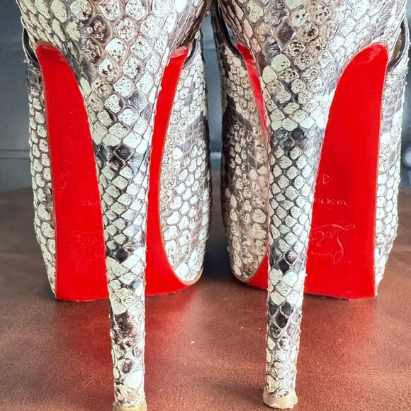 Python sandals Christian Louboutin - Picture 11 of 13